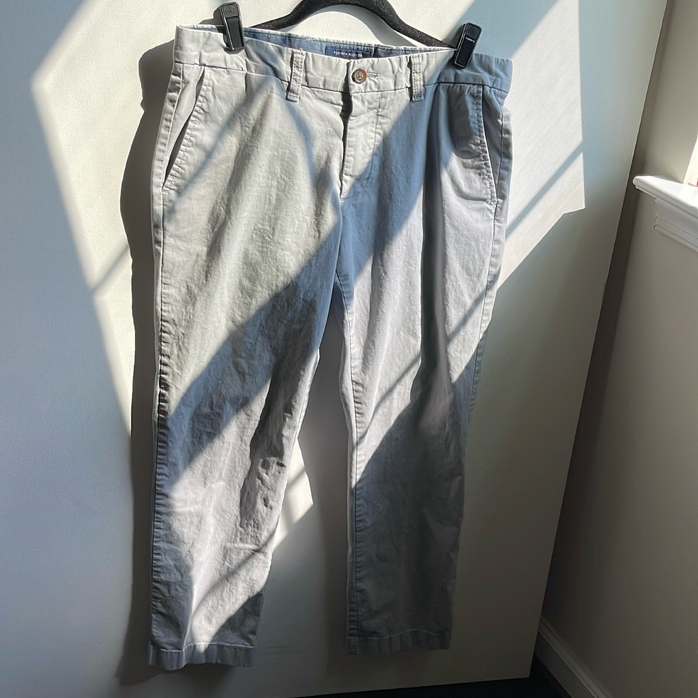 Tommy Hilfiger Men’s Tailored Fit Chino Pant | gray | 32 x 30